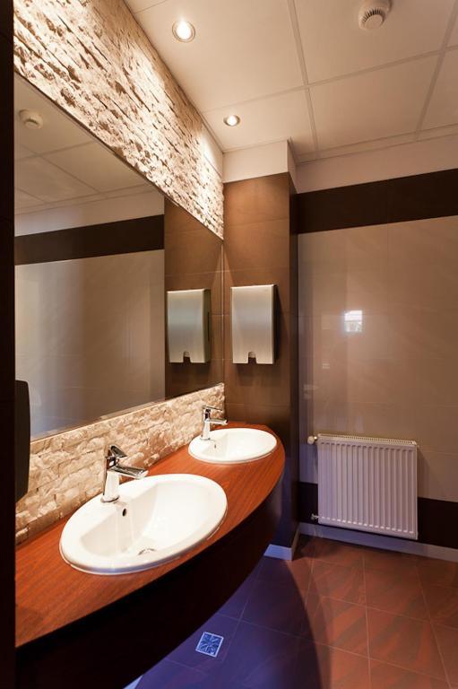 Hotel Podzamcze Dobczyce Eksteriør billede